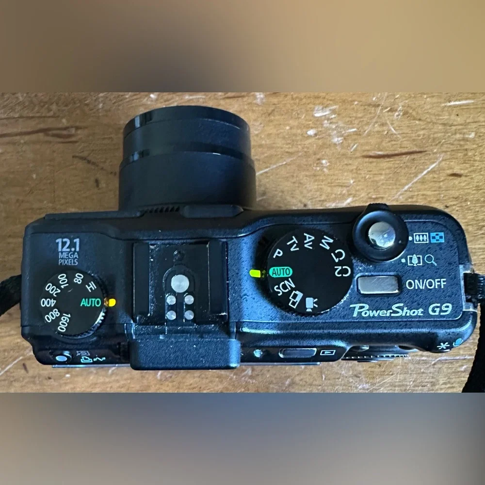 Canon PowerShot G9 12.1MP 6x Optical Zoom 3
